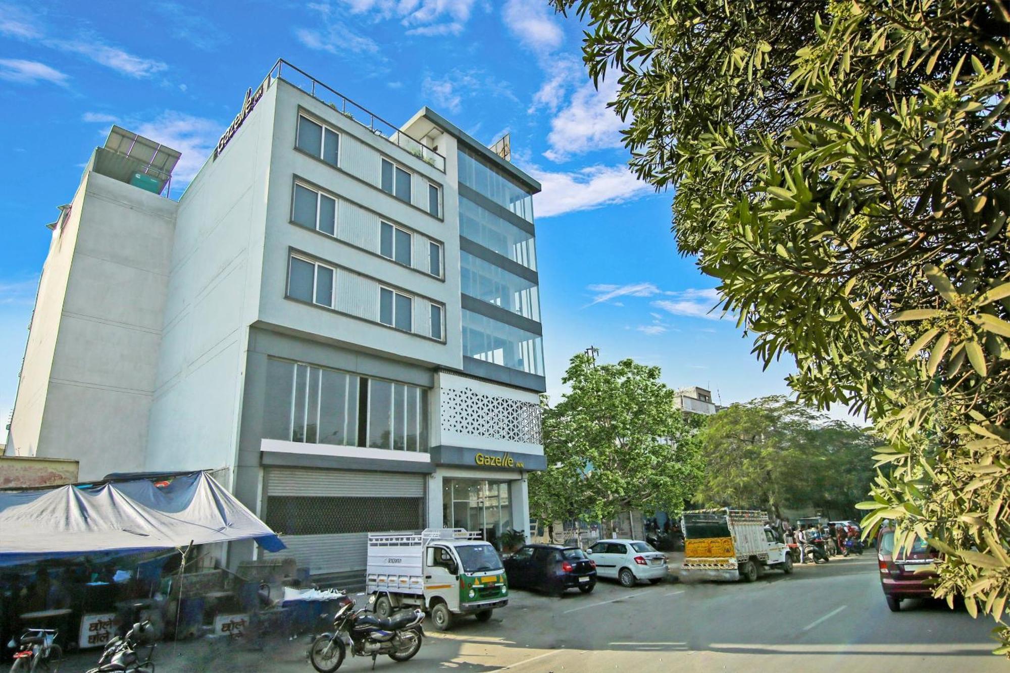 Super Townhouse Geetanjali Inn 古尔冈 外观 照片