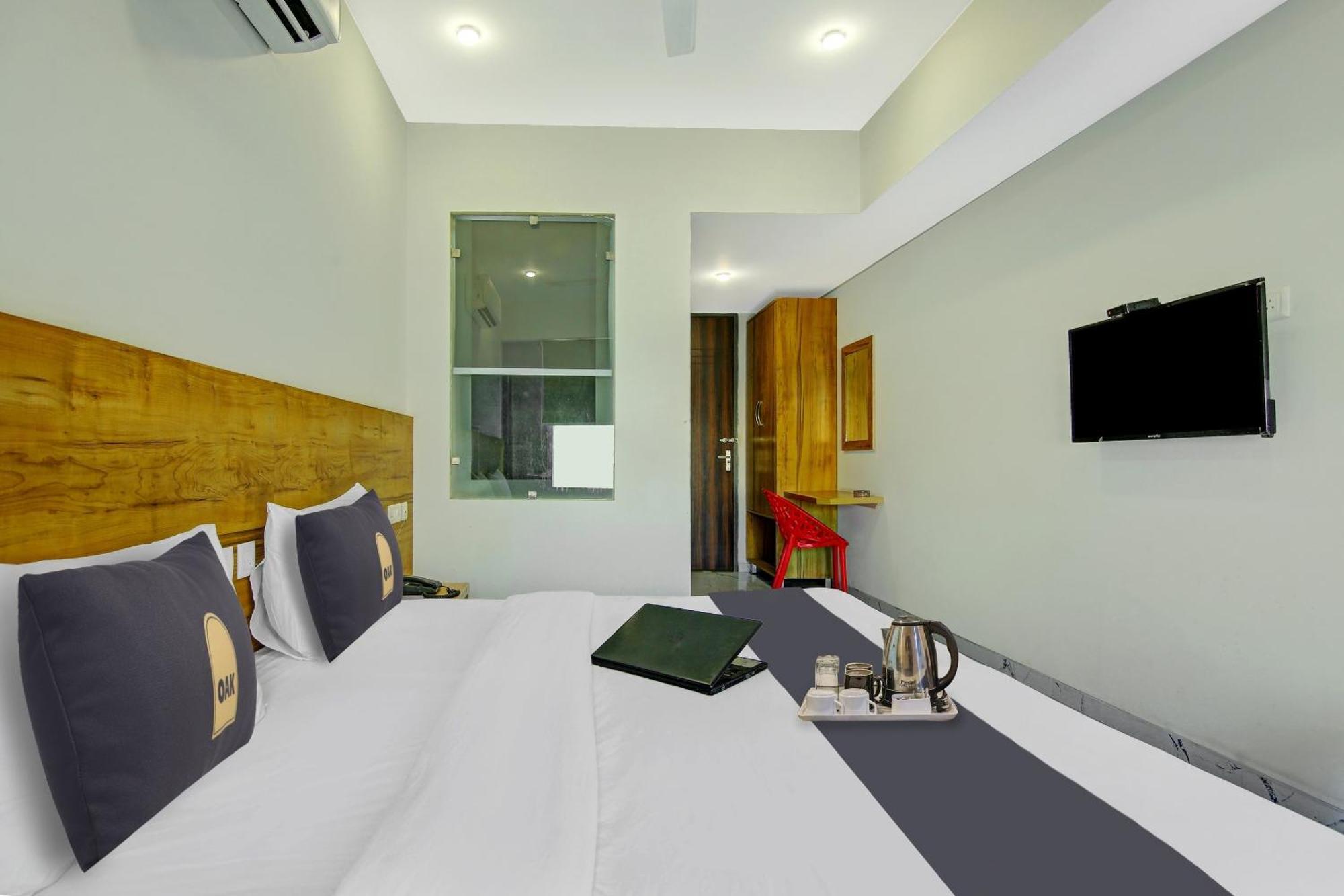 Super Townhouse Geetanjali Inn 古尔冈 外观 照片