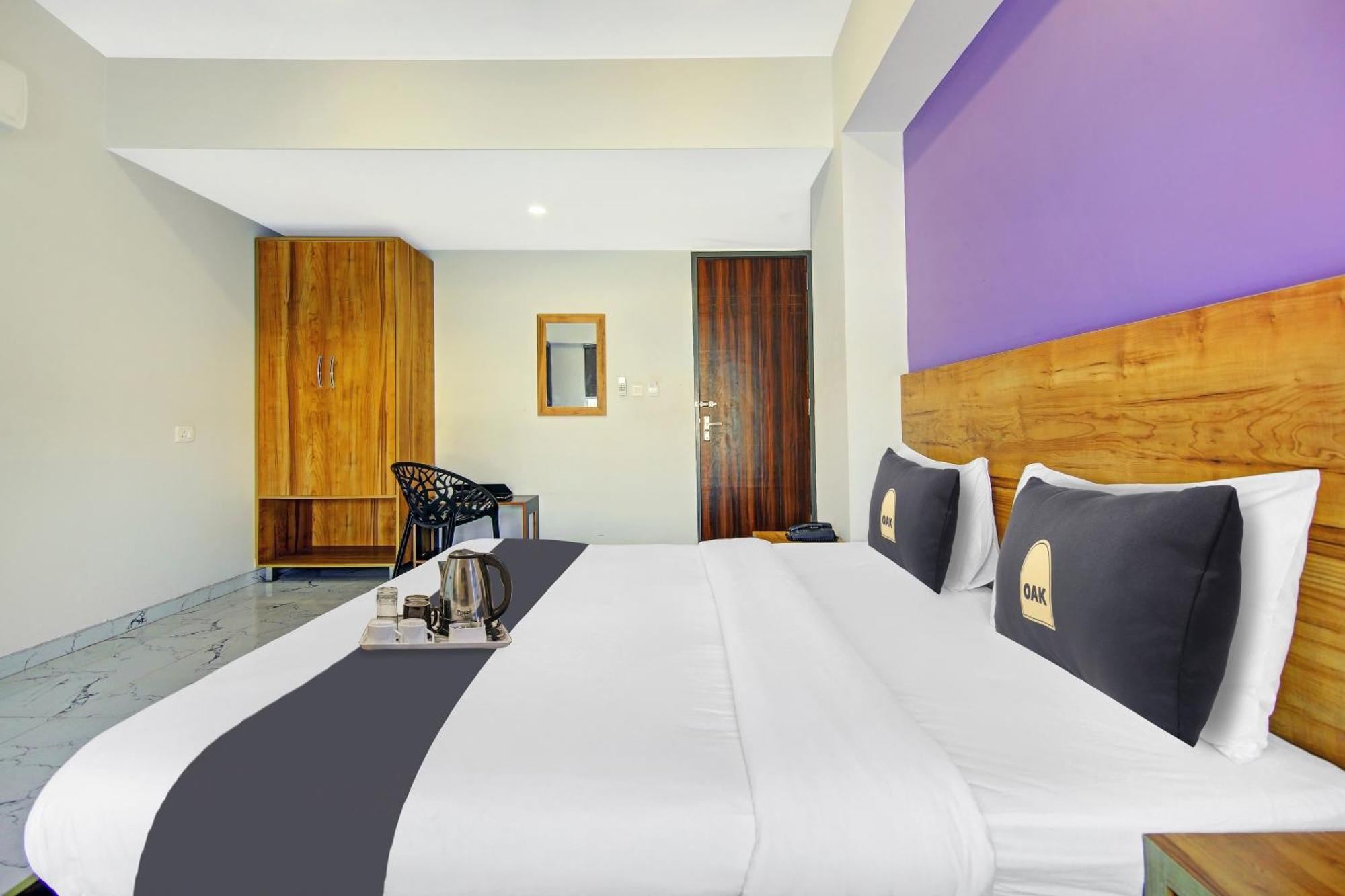 Super Townhouse Geetanjali Inn 古尔冈 外观 照片